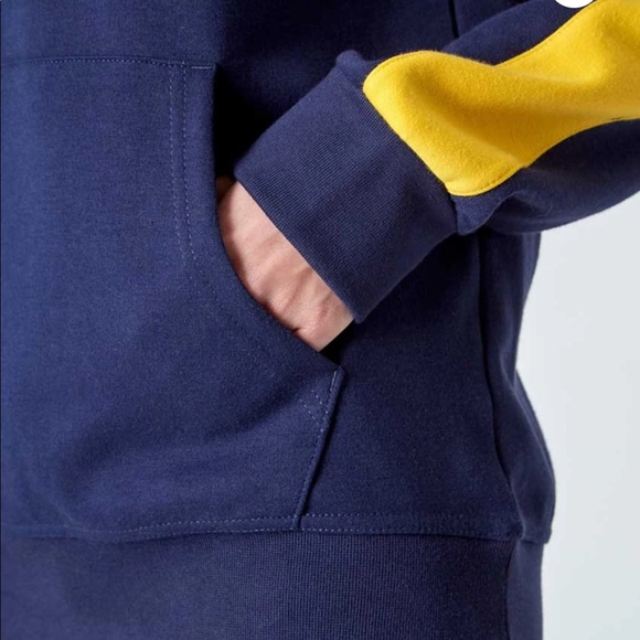 Mondetta original vintage-inspired hoodie - Picture 6 of 7